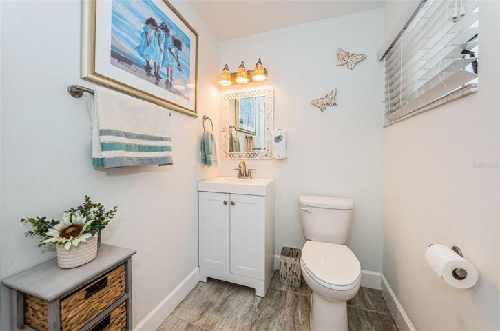 Half Bath / Pool Bath