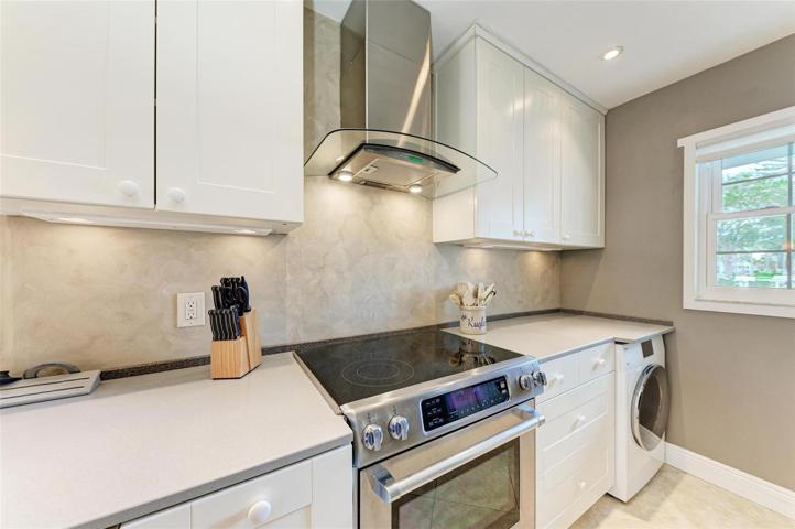 Stainless range and hood