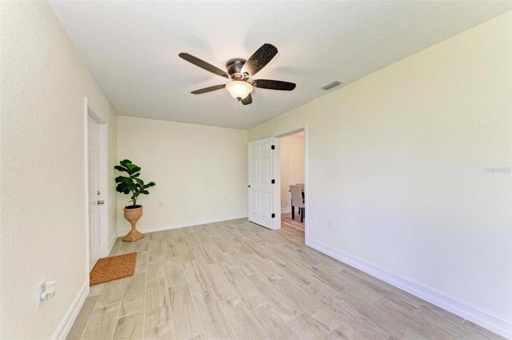 Flex space #1 (room without closet)