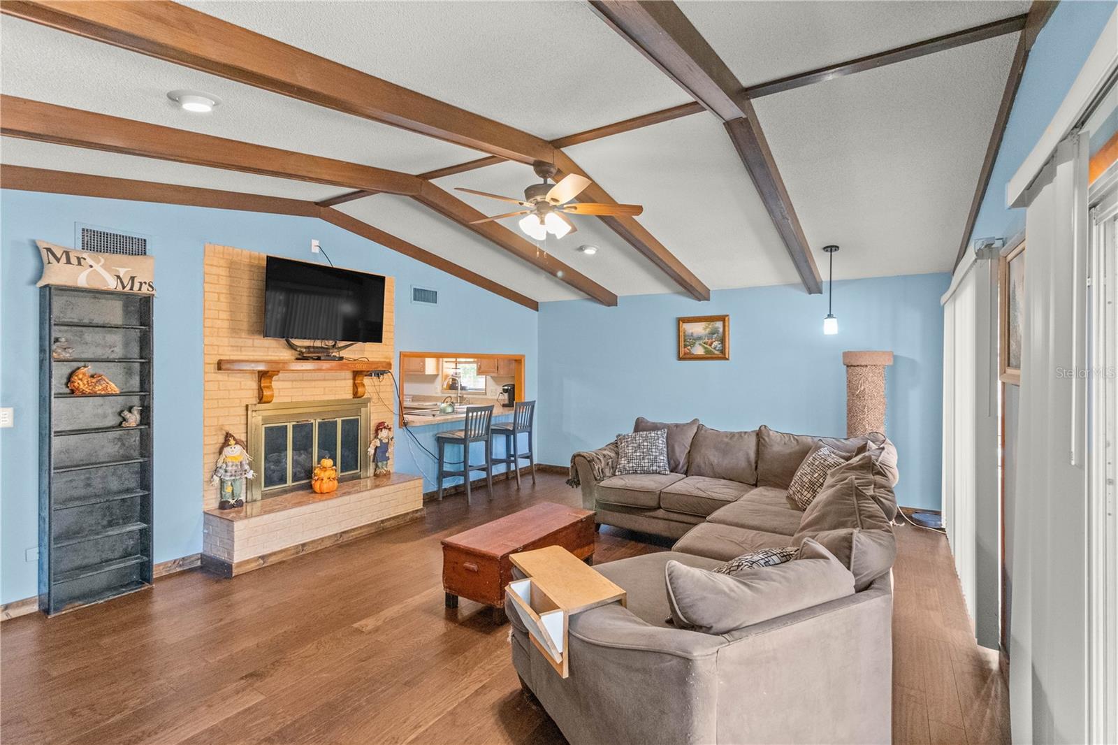 Large Living Room