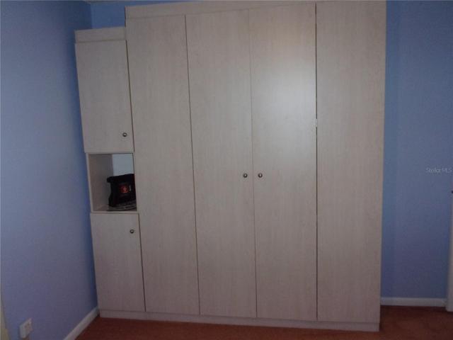 murphy bed closed
