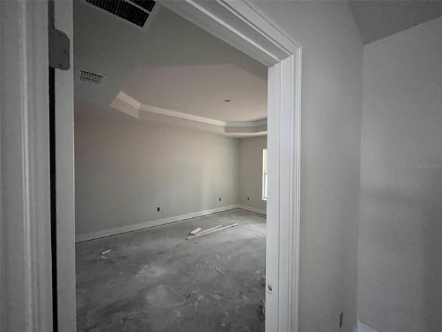 Under construction. Master Bed.