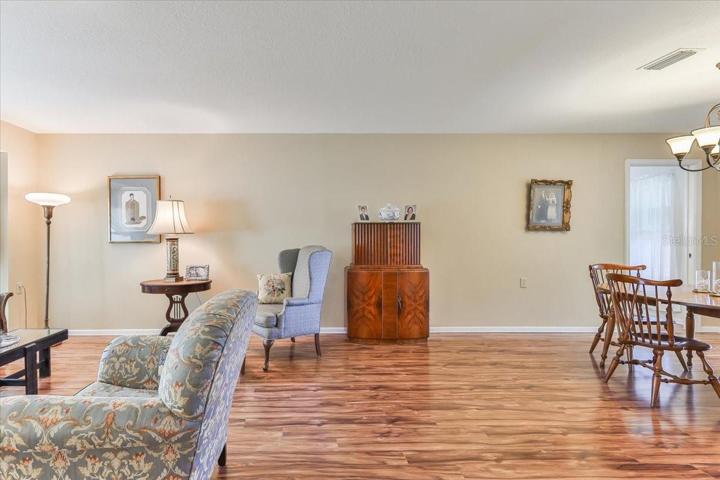 Living/Dining Room