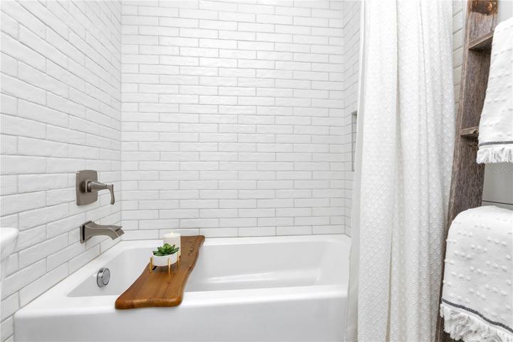 2nd Bathroom