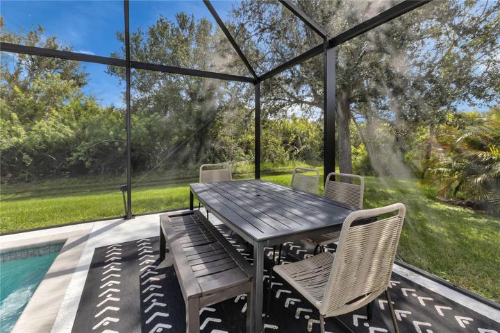Oversized lanai