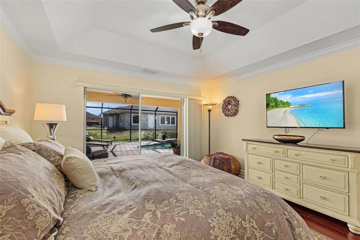 Master Bedroom Accessible to Lanai
