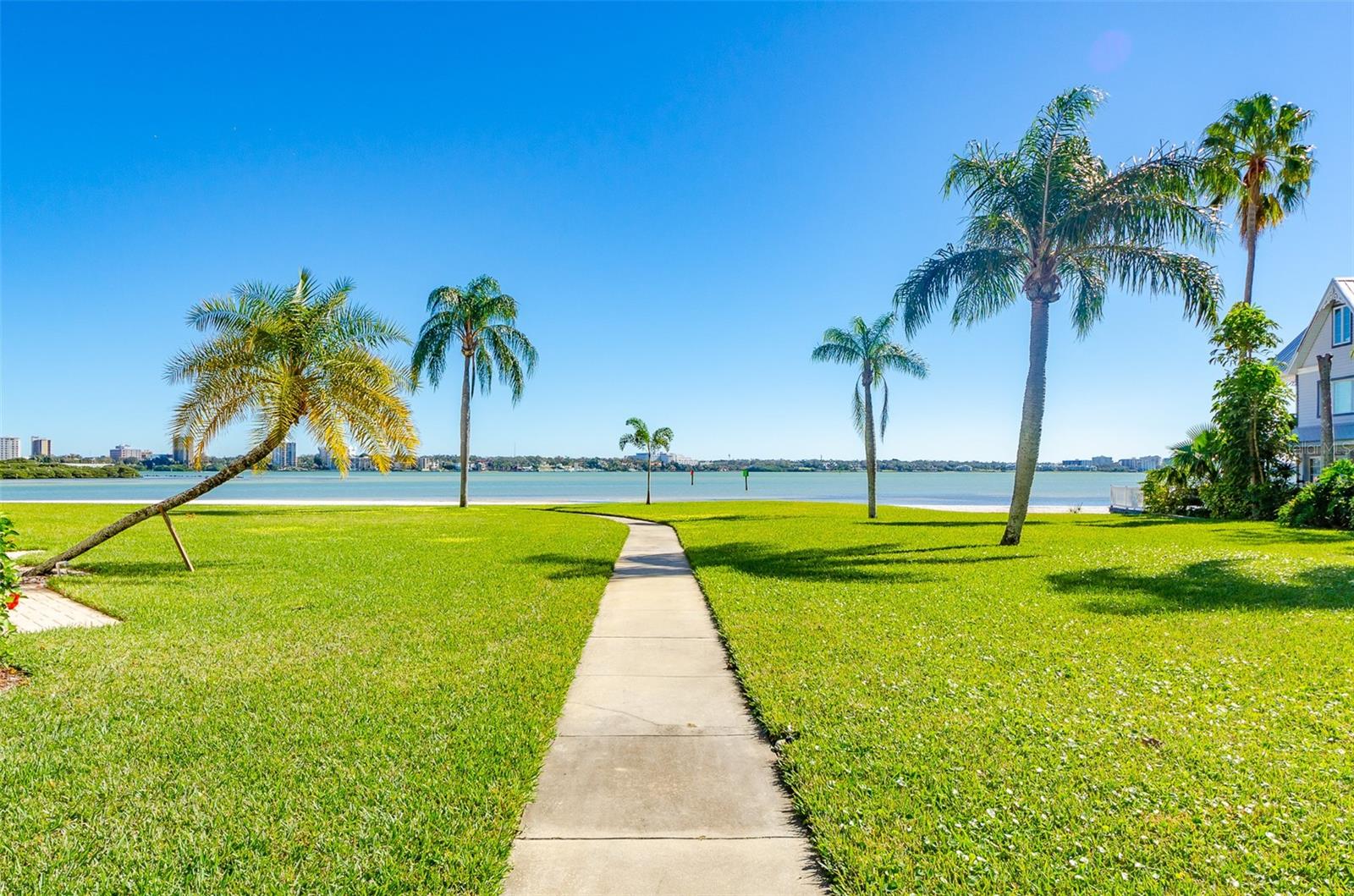 Clearwater, Florida 33767, 2 Bedrooms Bedrooms, 0 ,2 BathroomsBathrooms,Residential Lease,For Rent,GULFVIEW,0,U8216643