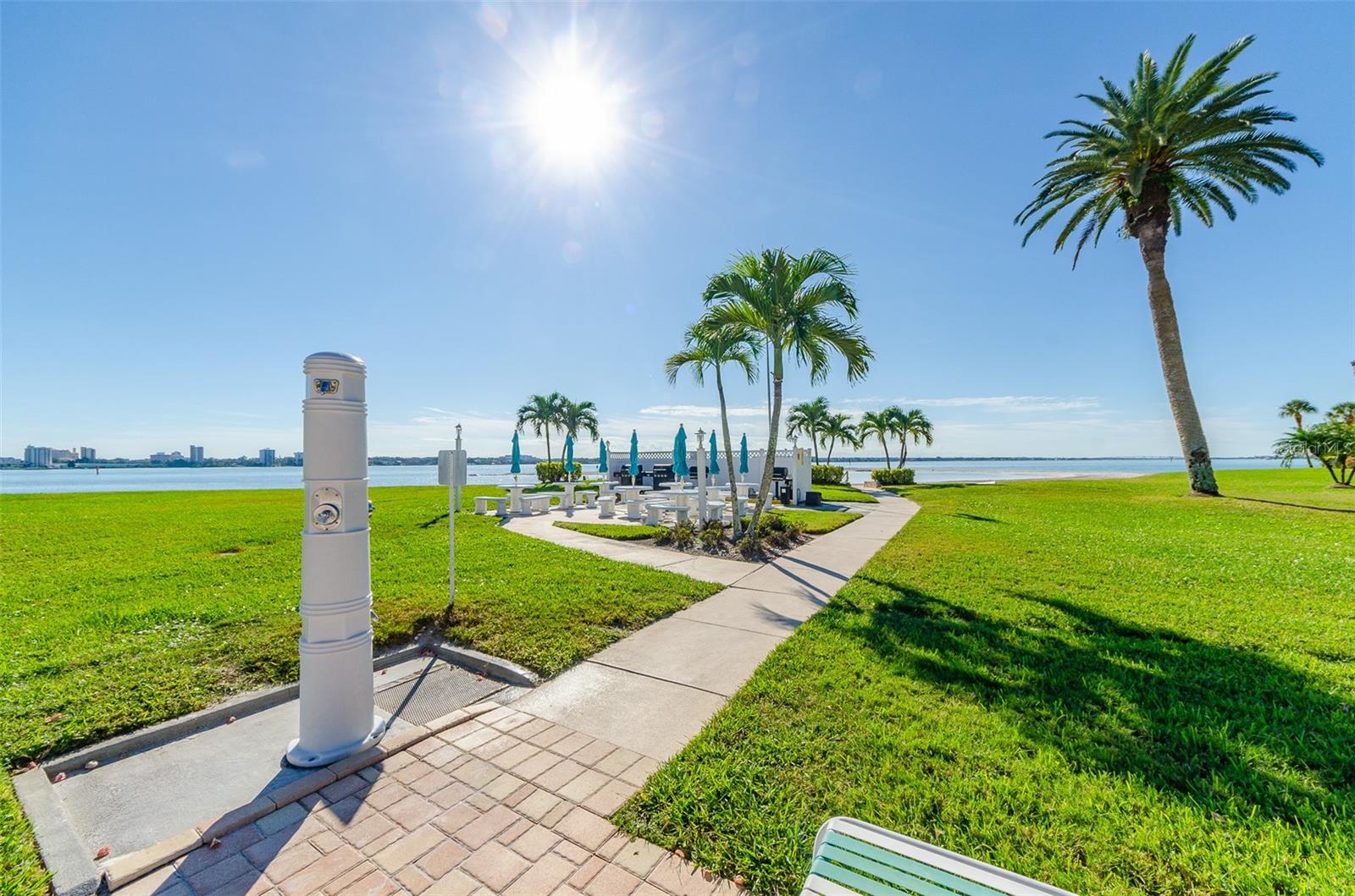 Clearwater, Florida 33767, 2 Bedrooms Bedrooms, 0 ,2 BathroomsBathrooms,Residential Lease,For Rent,GULFVIEW,0,U8216643