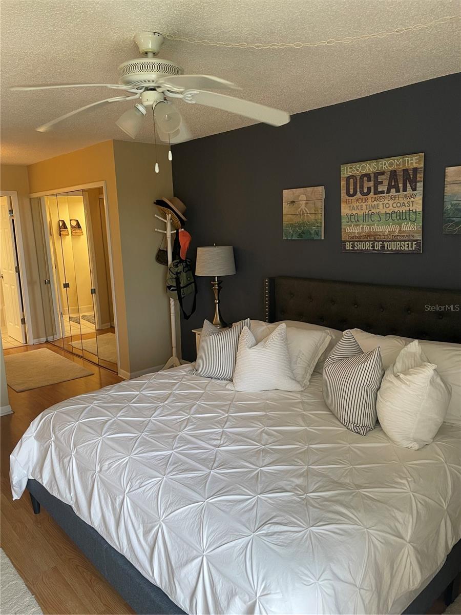 Clearwater, Florida 33767, 2 Bedrooms Bedrooms, 0 ,2 BathroomsBathrooms,Residential Lease,For Rent,GULFVIEW,0,U8216643