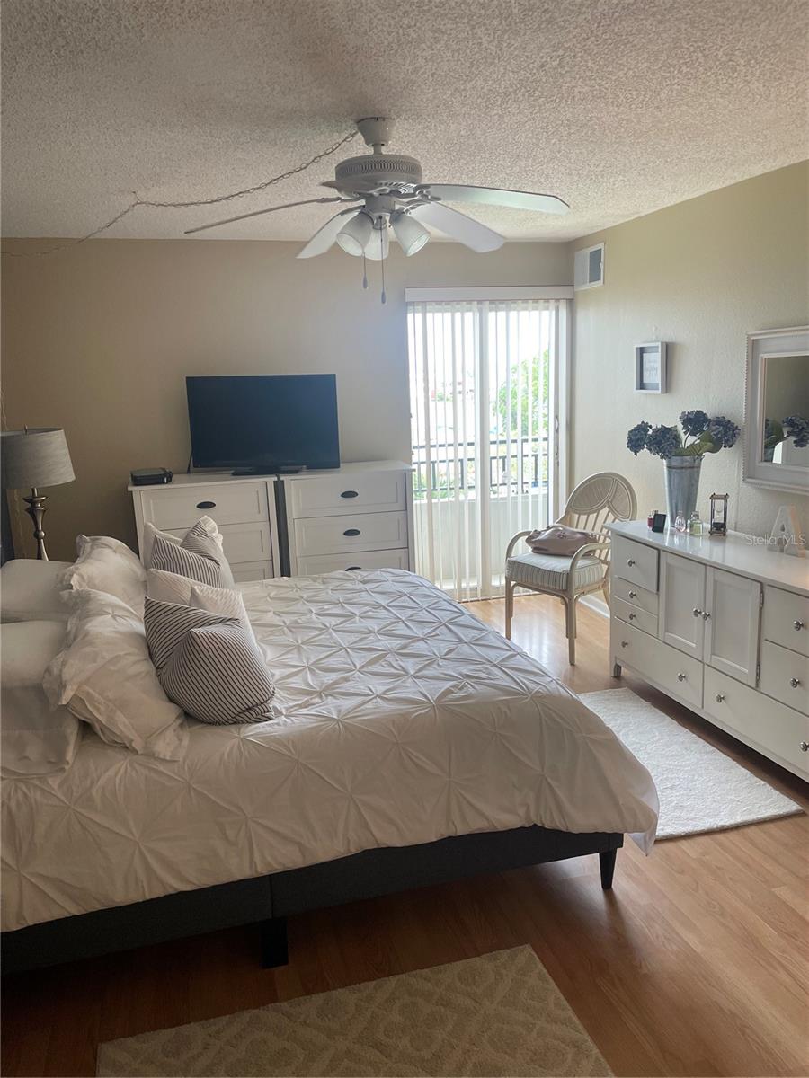Clearwater, Florida 33767, 2 Bedrooms Bedrooms, 0 ,2 BathroomsBathrooms,Residential Lease,For Rent,GULFVIEW,0,U8216643