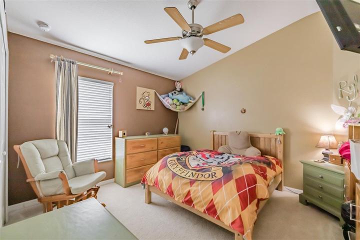 2nd bedroom
