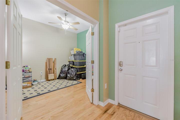 bedroom/flex space