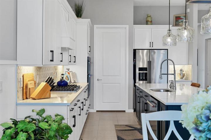 Plenty of cabinet space
