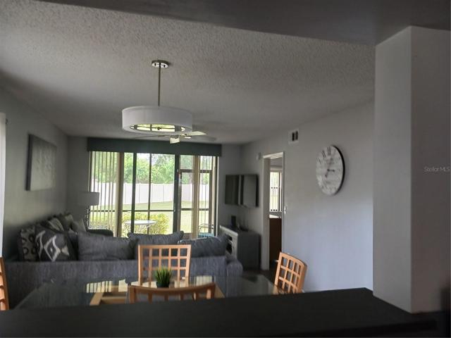 Living / Dining