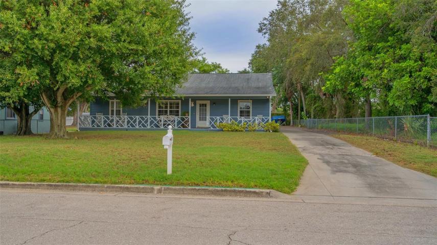 Front of the house with the driveway