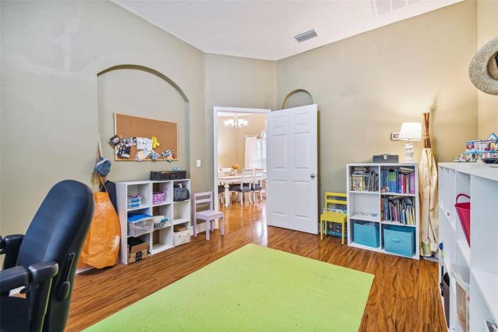 Office/Den/Playroom