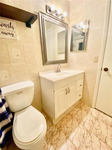 Bathroom #2