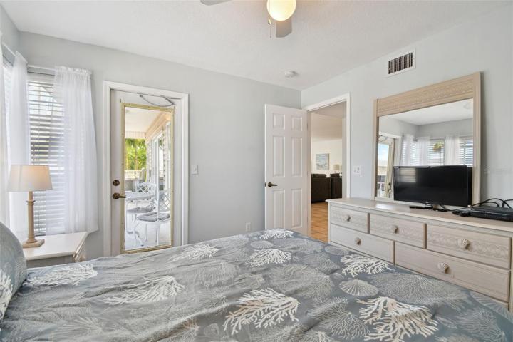 2nd bedroom with access to deck