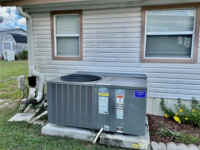 AC Unit side yard