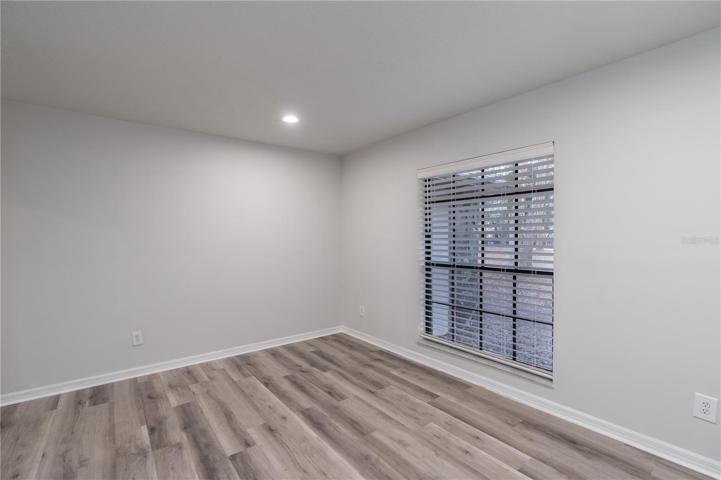 Bedroom 4 Walk in closet