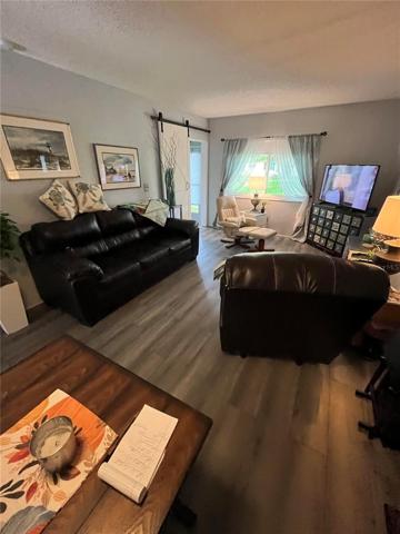 LIVINGROOM VIEW