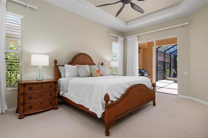 Master bedroom with slider to lanai