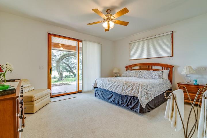 Guest master BedroomWalk In Closet