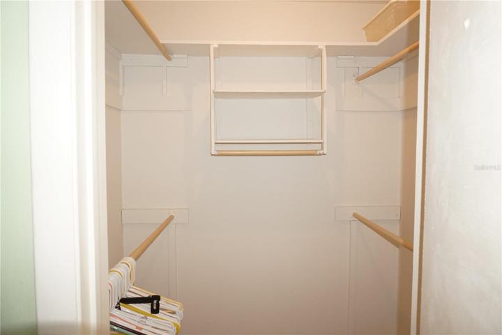 Owner's suite walk-in closet