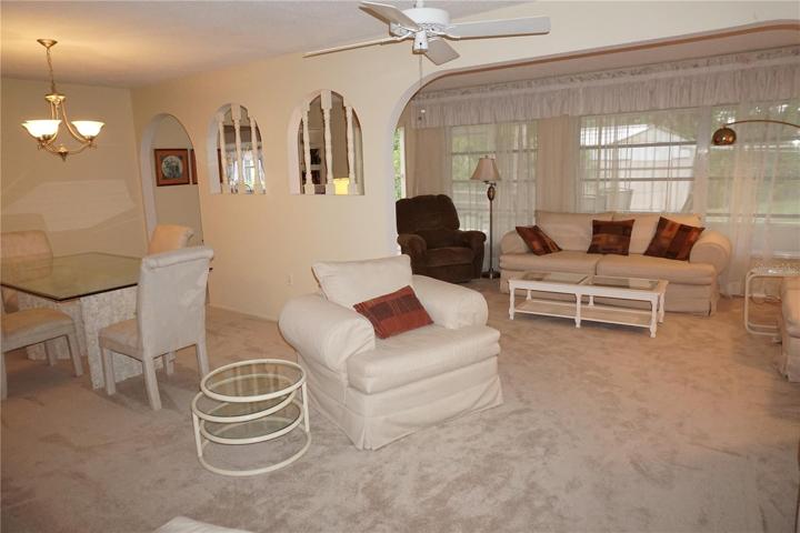 Living room/dining/Florida room