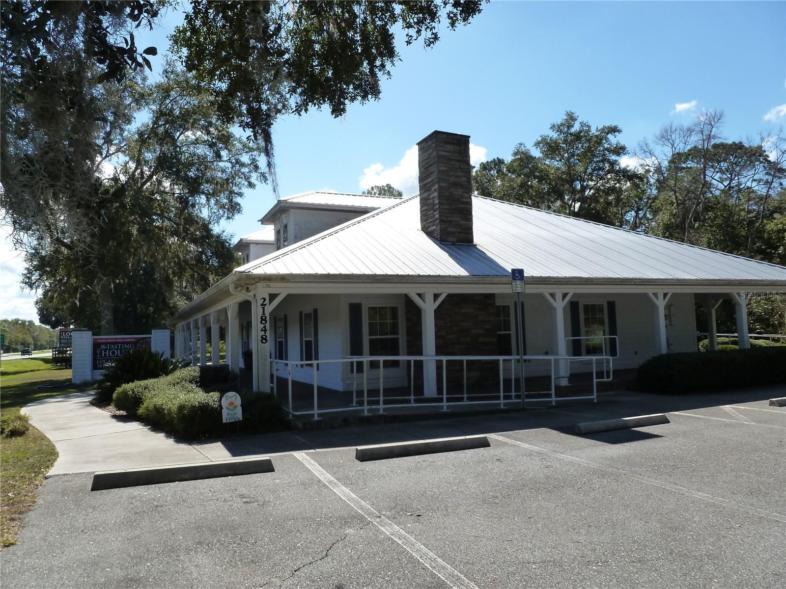 Island Grove Wine Company on the corner of Hwy 301 and CR 325
