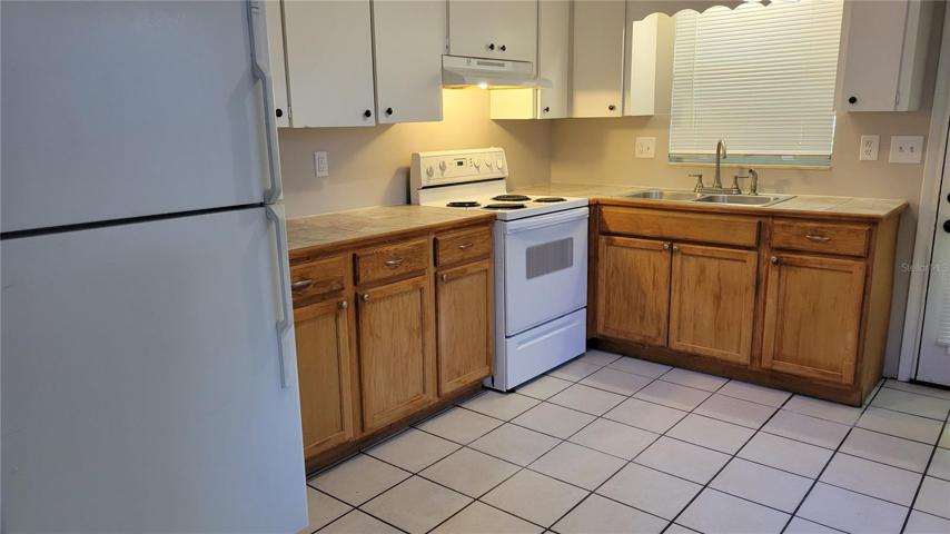 Large eat in kitchen
