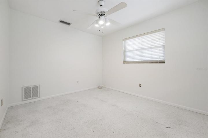 3rd Bed/Den