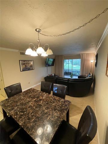 Dining/living room