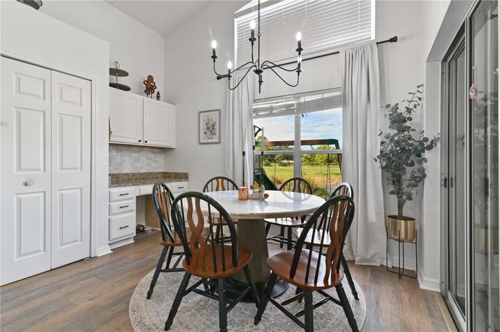 Kitchen Dining Area