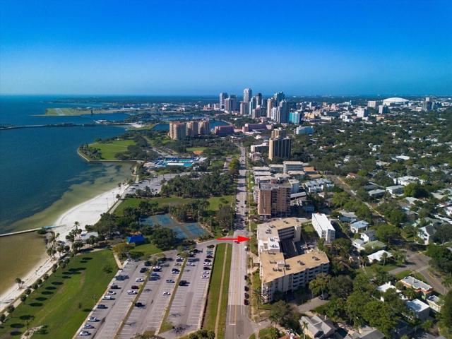 Shore crest Condo with beautiful views