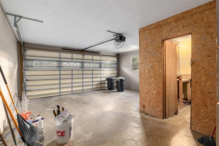 Garage with Workshop