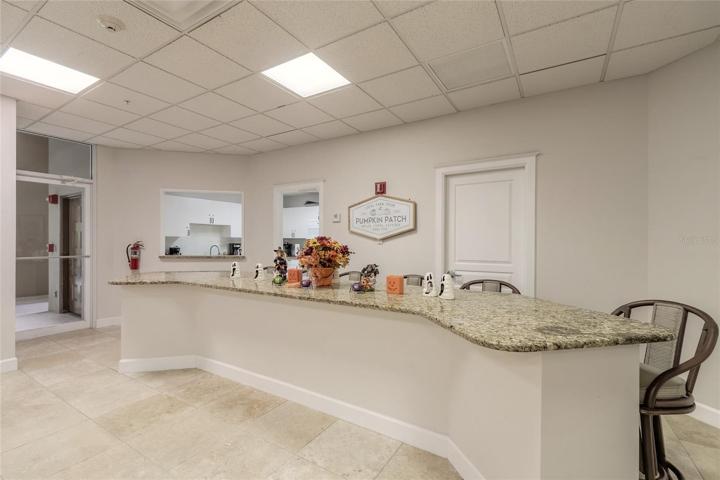 SOCIAL ROOM