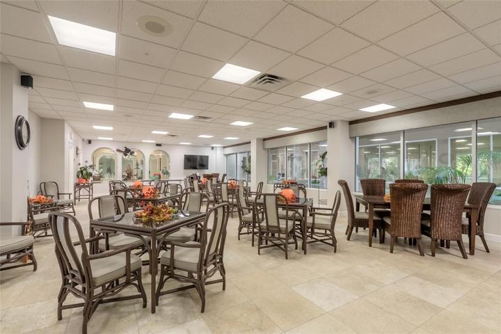 SOCIAL ROOM