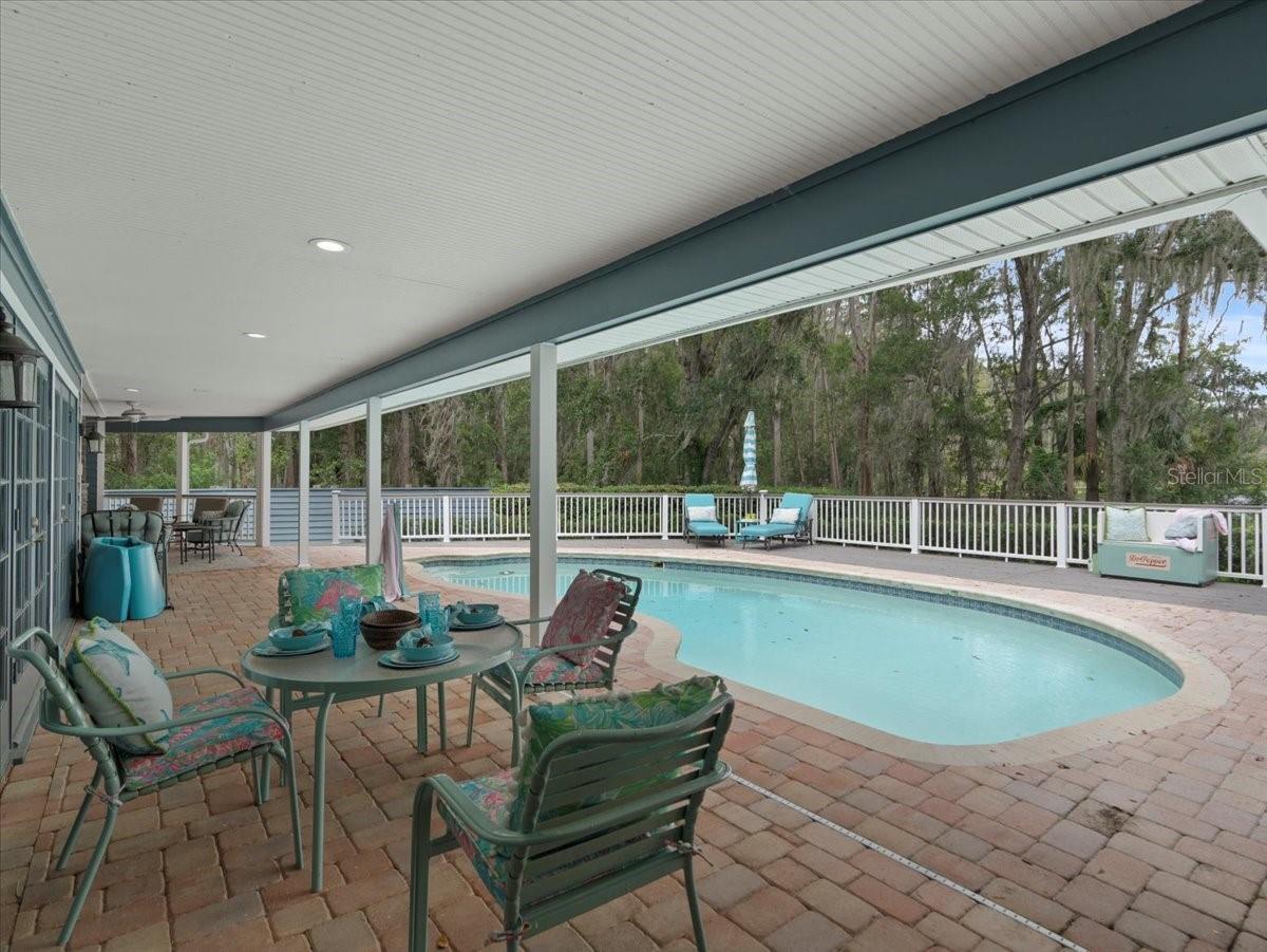 pool