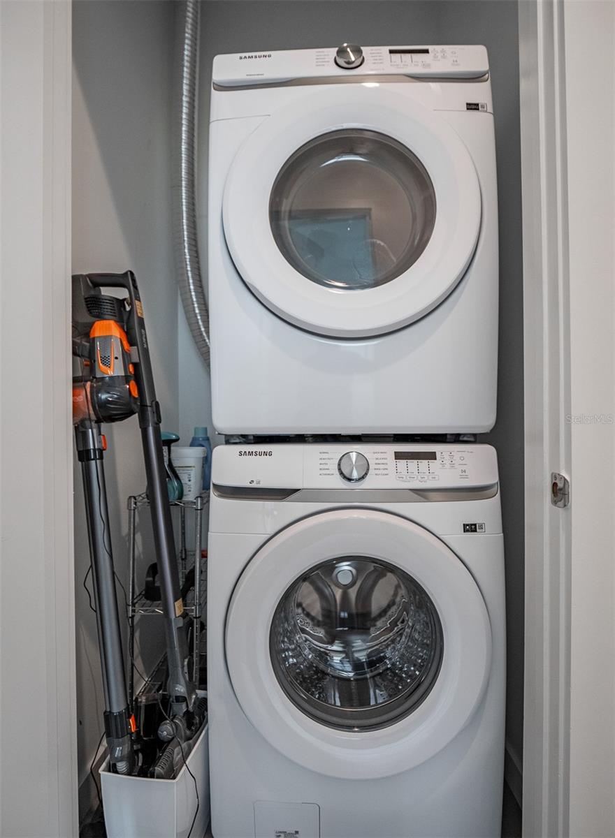 Stackable washer and dryer comes with the unit