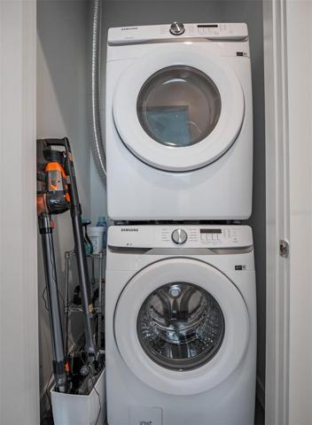 Stackable washer and dryer comes with the unit