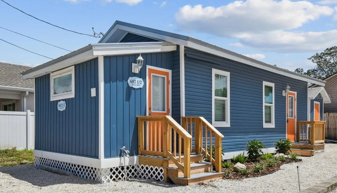 Dunedin, Florida 34698, 1 Bedroom Bedrooms, 0 ,2 BathroomsBathrooms,Residential Lease,For Rent,SKINNER,0,U8217238