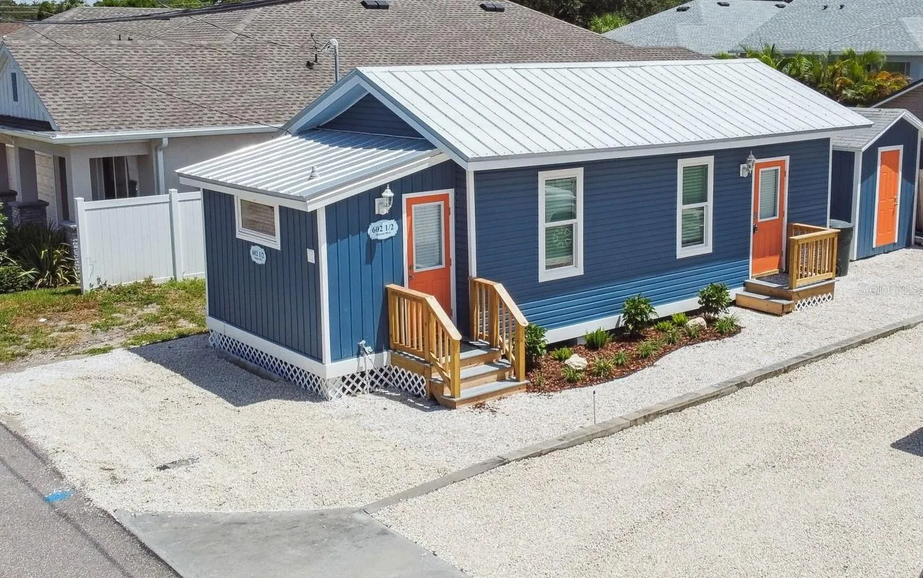 Dunedin, Florida 34698, 1 Bedroom Bedrooms, 0 ,2 BathroomsBathrooms,Residential Lease,For Rent,SKINNER,0,U8217238