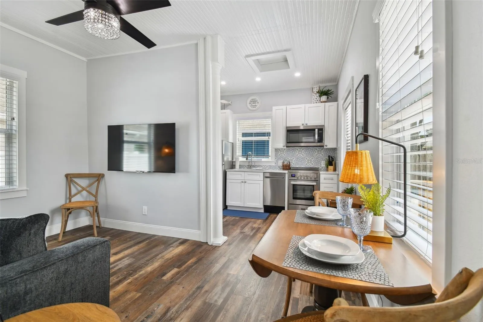 Dunedin, Florida 34698, 1 Bedroom Bedrooms, 0 ,2 BathroomsBathrooms,Residential Lease,For Rent,SKINNER,0,U8217238