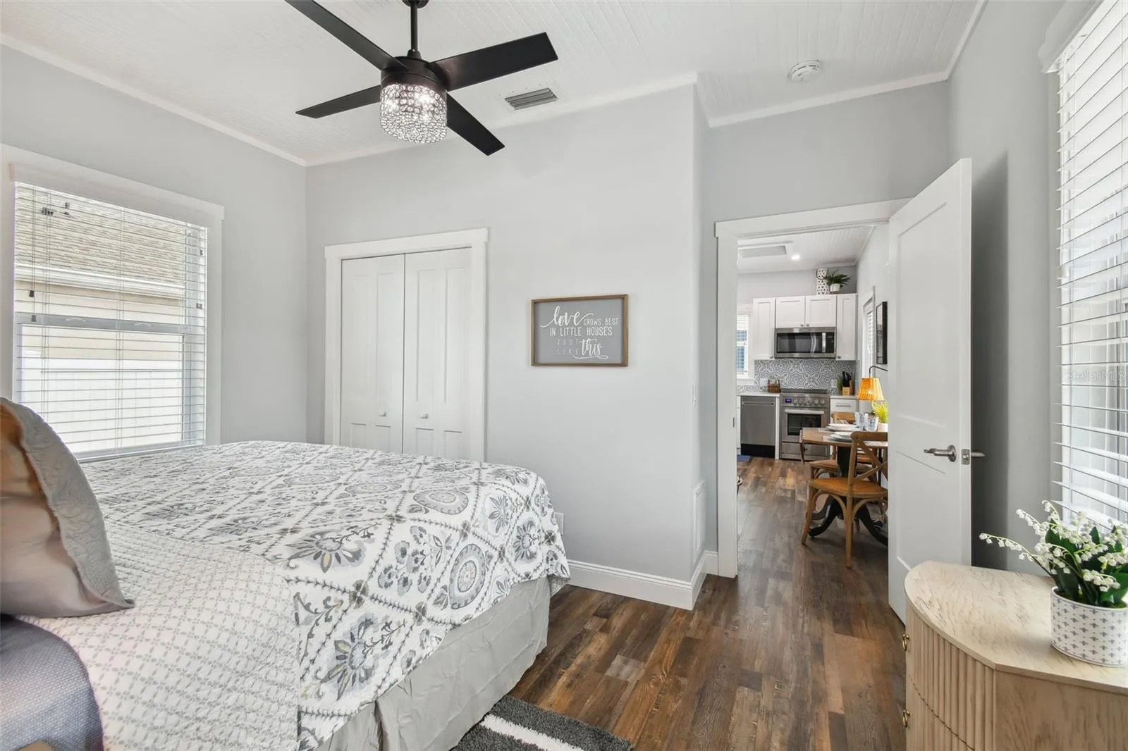 Dunedin, Florida 34698, 1 Bedroom Bedrooms, 0 ,2 BathroomsBathrooms,Residential Lease,For Rent,SKINNER,0,U8217238