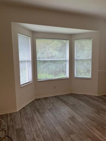 MASTER BED ROOM