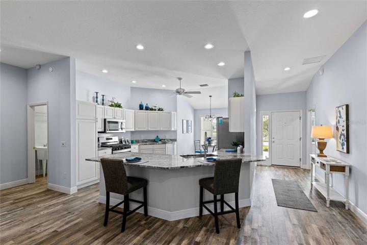 Level Breakfast Bar