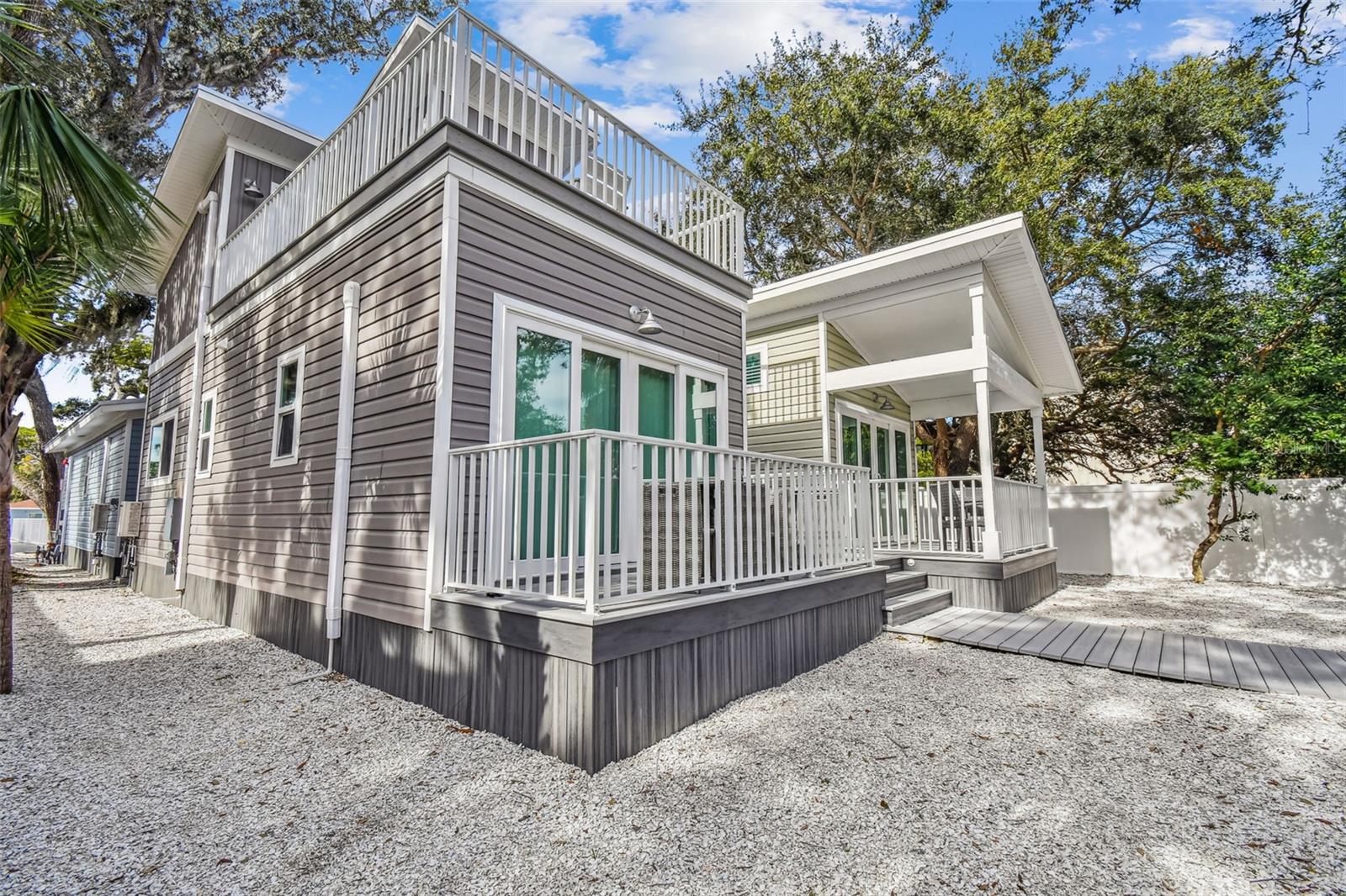 Dunedin, Florida 34698, 1 Bedroom Bedrooms, 0 ,1 BathroomBathrooms,Residential Lease,For Rent,BAYSHORE,0,U8217308
