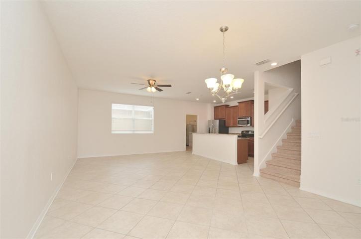 Living/dinning room