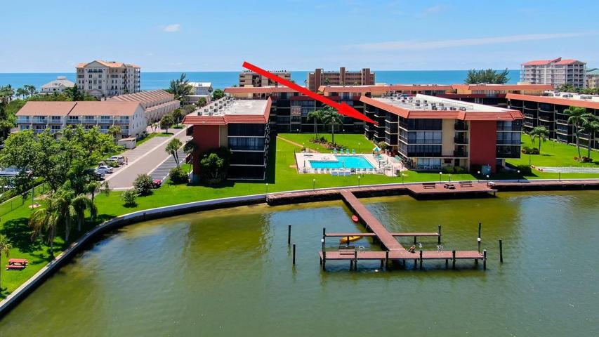 Balcony facing intracoastal